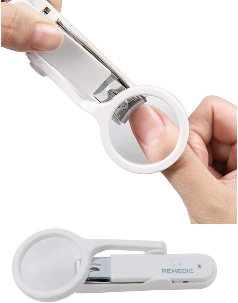 Nail Clippers with Magnifier